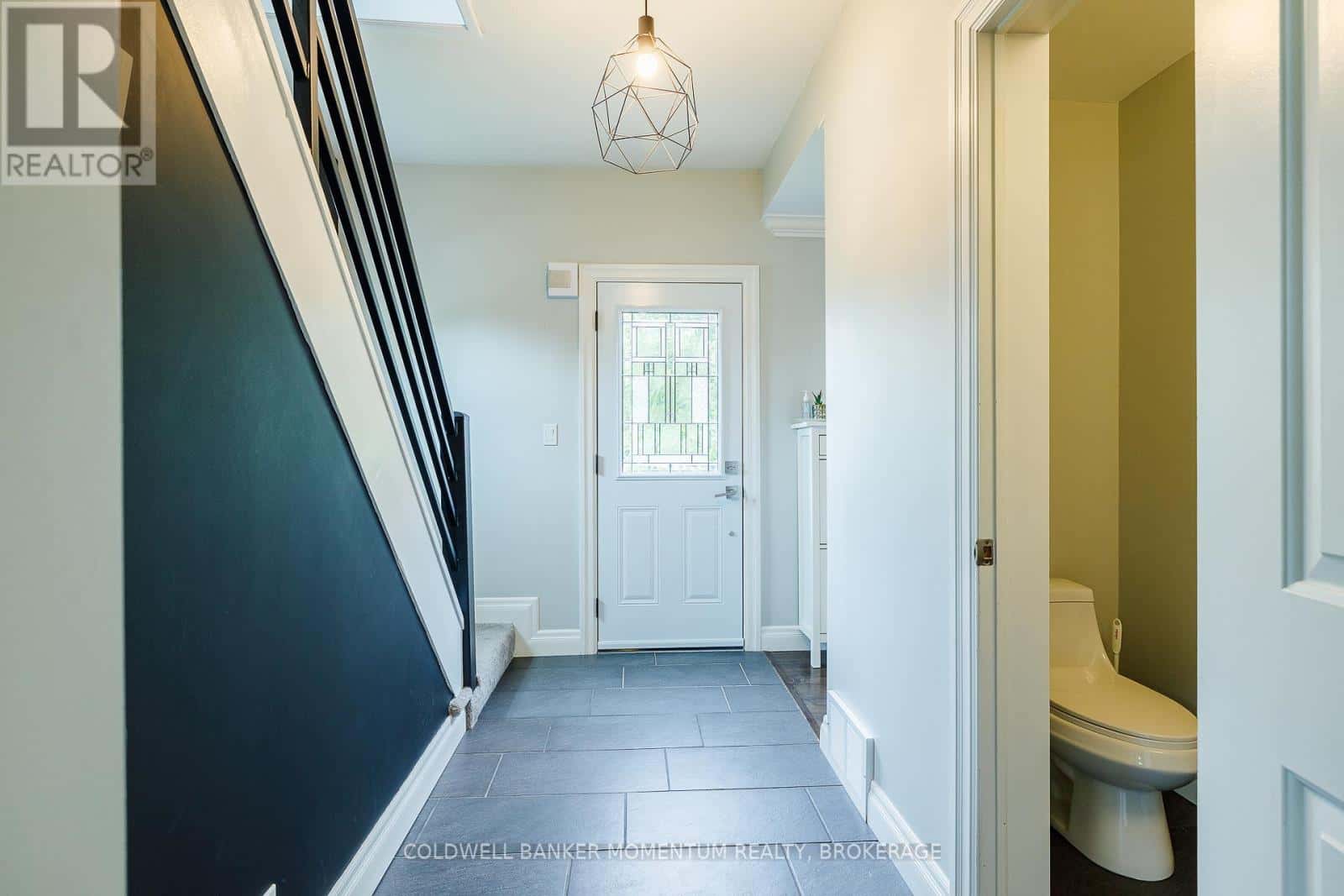 1344 EFFINGHAM STREET — Pelham (Fenwick), Ontario - Photo 5 of 50