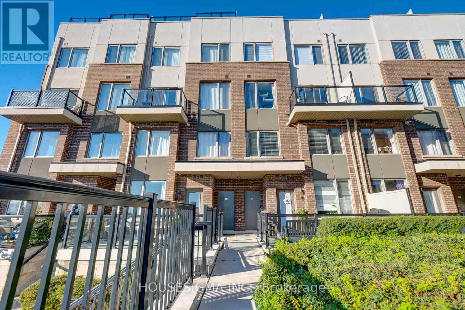 408 - 1460 WHITES ROAD — Pickering (Woodlands), Ontario - Photo 3 of 27