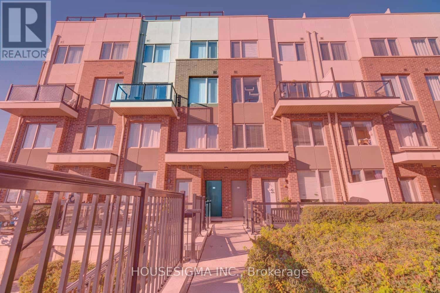 408 - 1460 WHITES ROAD — Pickering (Woodlands), Ontario - Photo 4 of 27