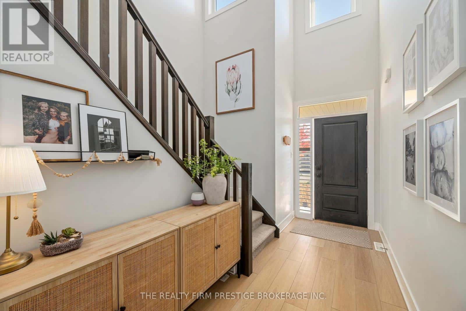 1451 RIVERBEND ROAD — London South (South A), Ontario - Photo 5 of 48