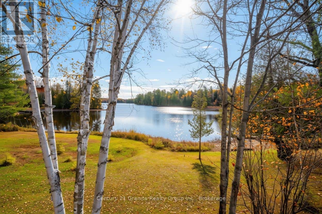 1070 GLAMORGAN ROAD — Highlands East (Glamorgan), Ontario - Photo 4 of 46