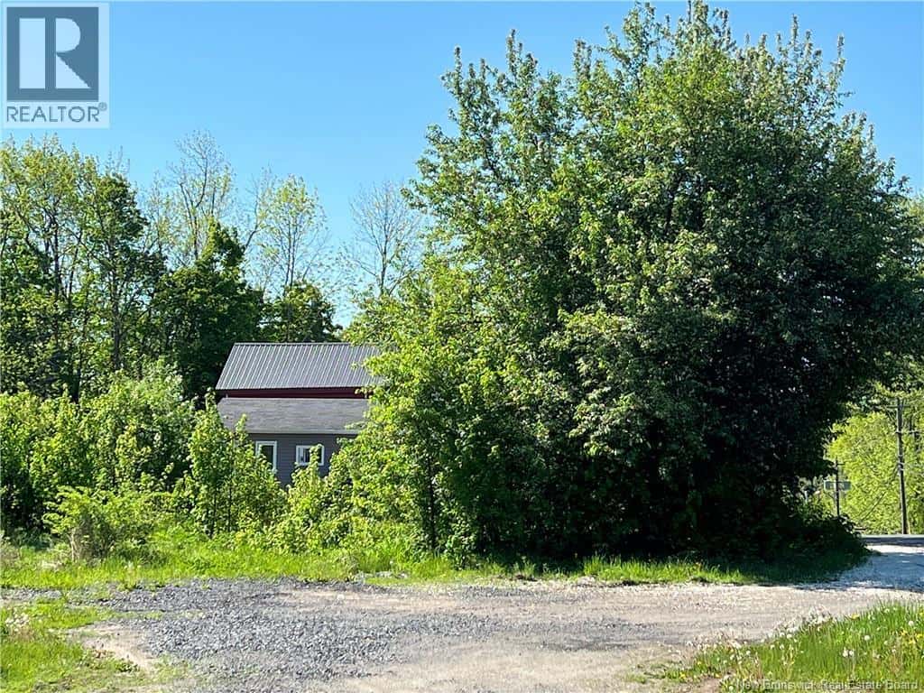 100 Union Street — St. Stephen, New Brunswick - Photo 4 of 11