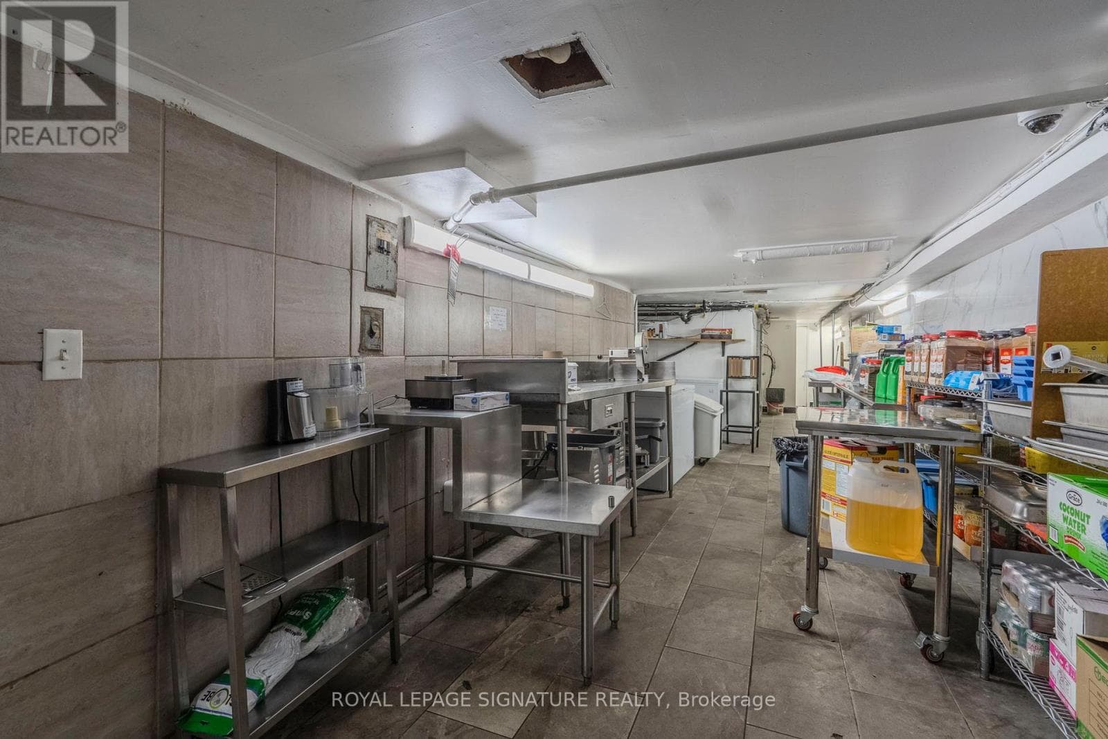 1106 BLOOR STREET W — Toronto (Dovercourt-Wallace Emerson-Junction), Ontario - Main photo