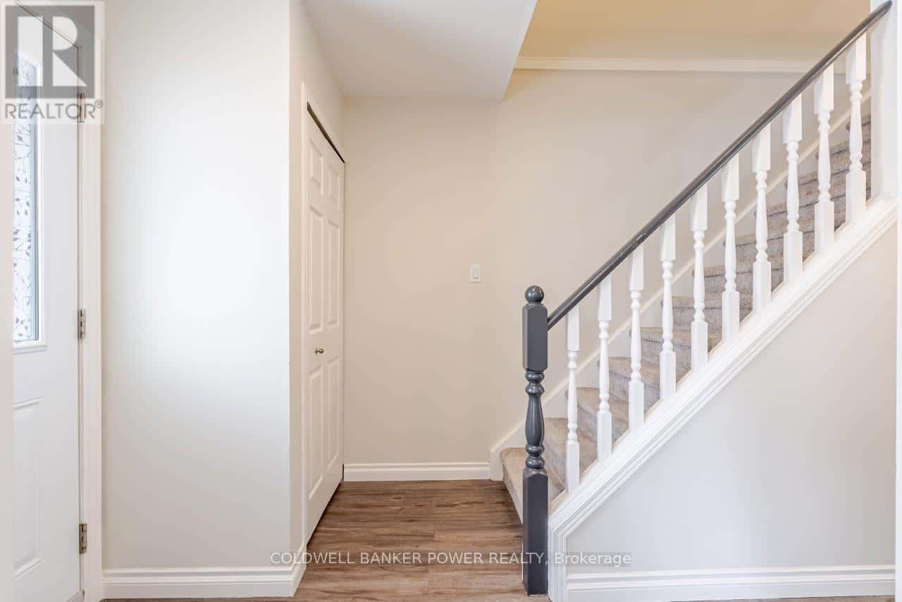 14 - 20 KERNOHAN PARKWAY — London South (South D), Ontario - Photo 5 of 50