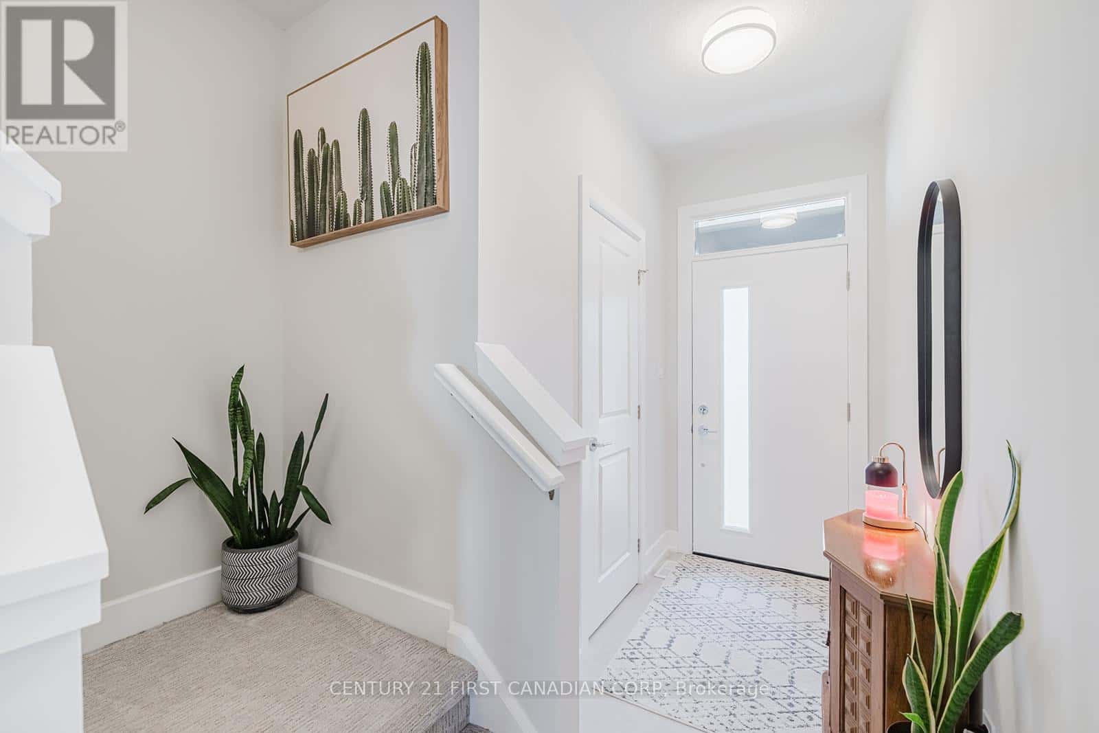 9 - 601 LIONS PARK DRIVE — Strathroy-Caradoc (Mount Brydges), Ontario - Photo 5 of 34