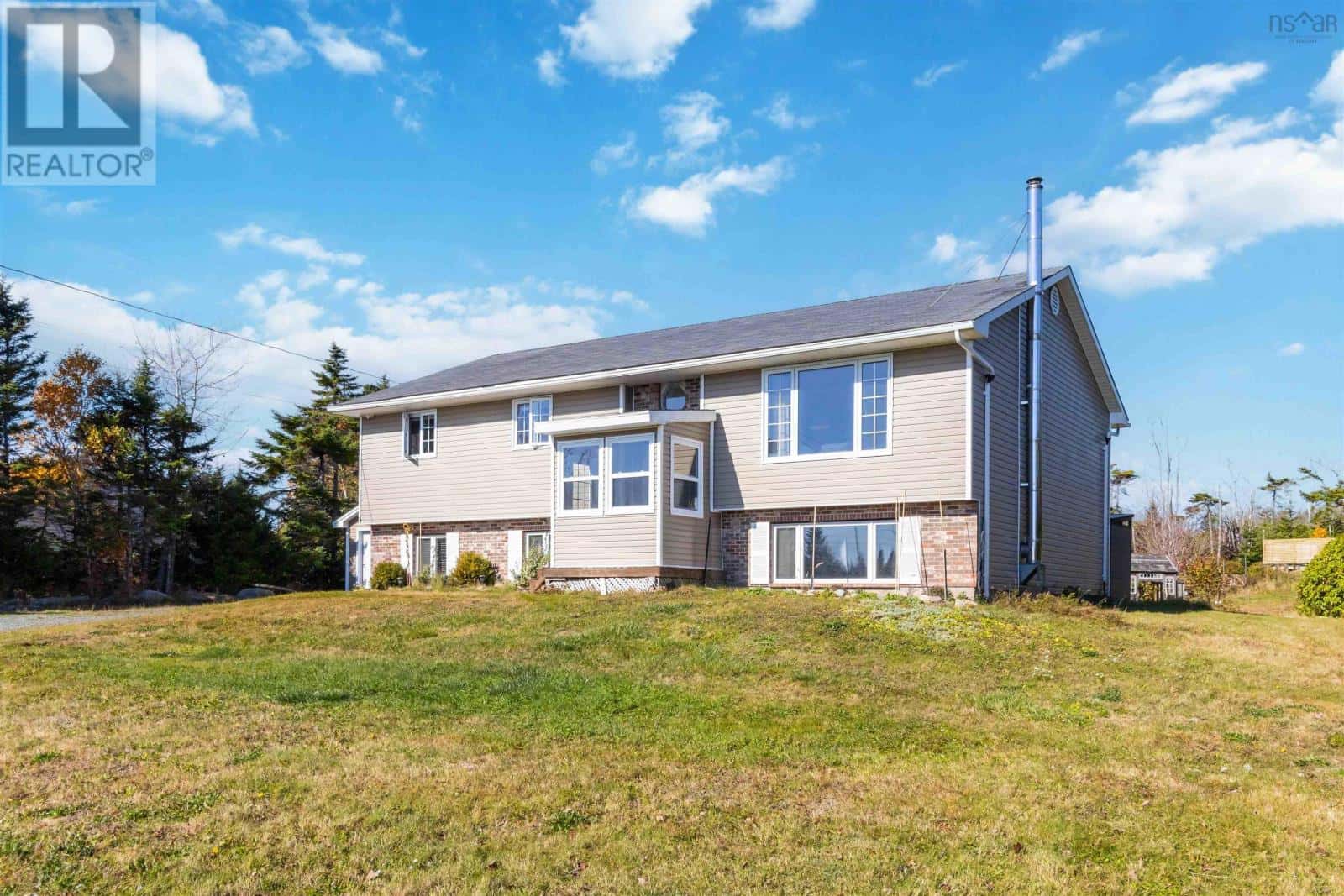 9 Colony Way — Lawrencetown, Nova Scotia - Photo 2 of 50