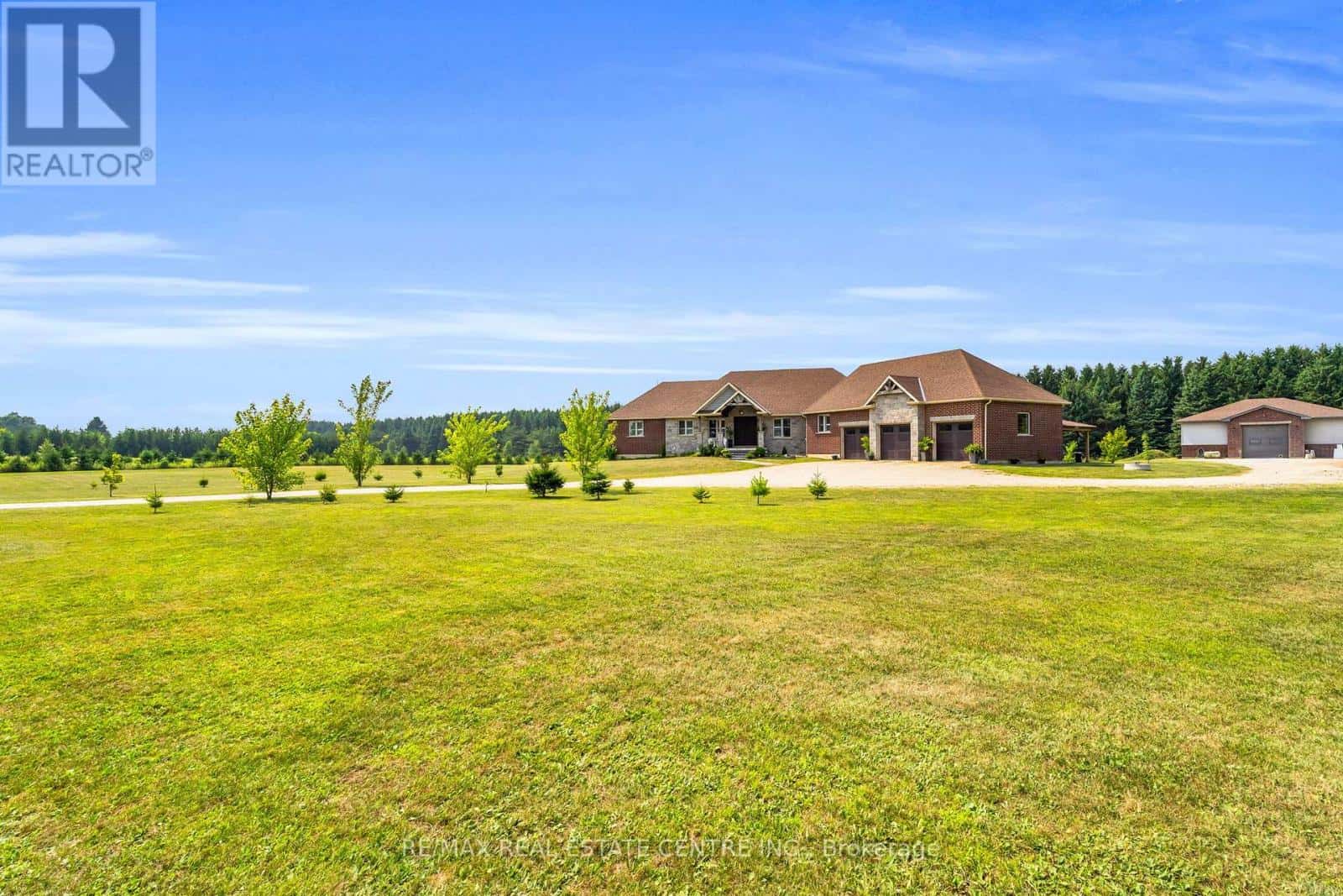 023181 ERIN EAST GARAFRAXA TOWNLINE — East Garafraxa, Ontario - Photo 5 of 38