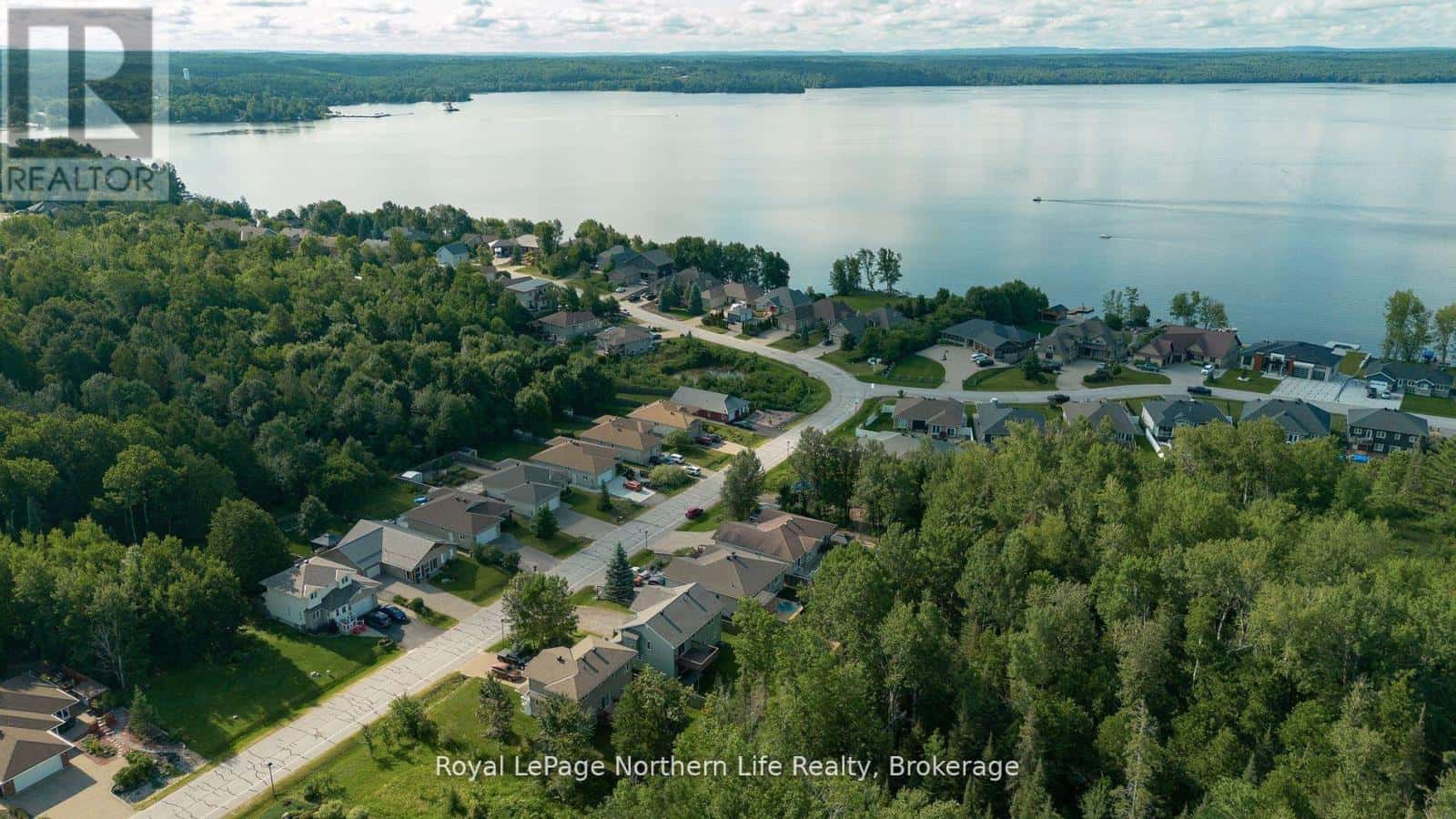 293 OSPREY CRESCENT — Callander, Ontario - Photo 5 of 50