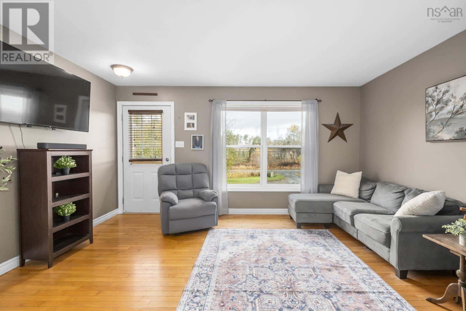 112 Dutch Settlement Road — Lantz, Nova Scotia - Photo 3 of 33