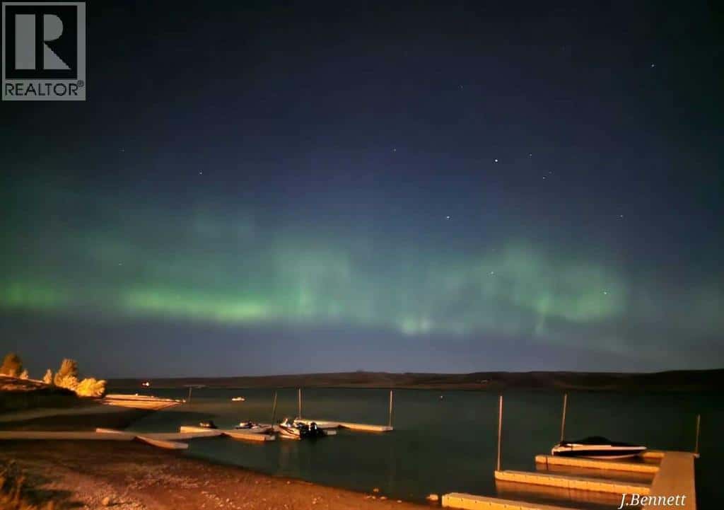 10 Lake Mcgregor Drive — Rural Vulcan County, Alberta - Photo 5 of 11