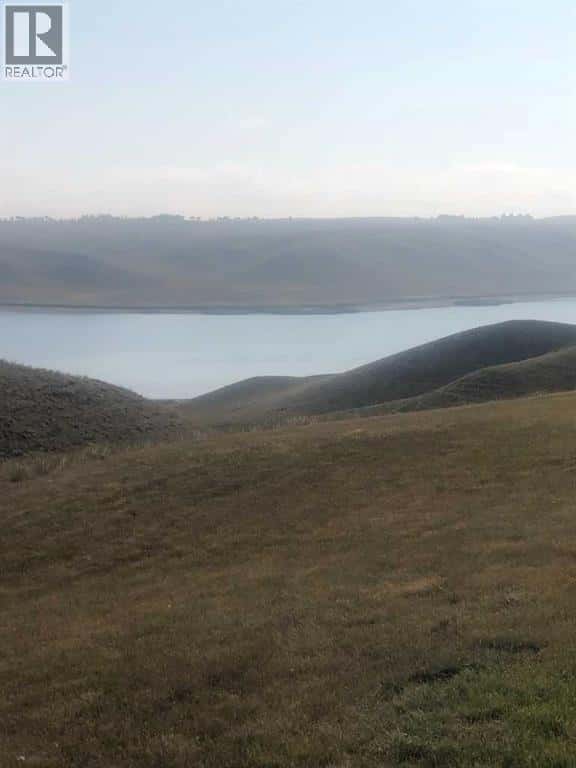 10 Lake Mcgregor Drive — Rural Vulcan County, Alberta - Photo 3 of 11