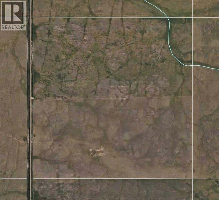 On HWY 850 — Rural Stettler No. 6, County of, Alberta - Photo 2 of 8