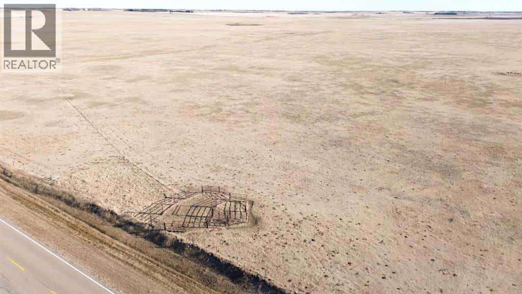 On HWY 850 — Rural Stettler No. 6, County of, Alberta - Photo 4 of 8