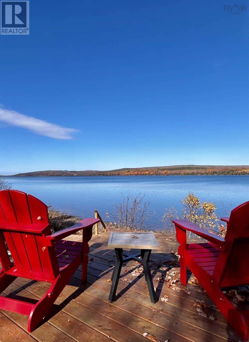 1543 West Lake Ainslie — West Lake Ainslie, Nova Scotia - Photo 4 of 50