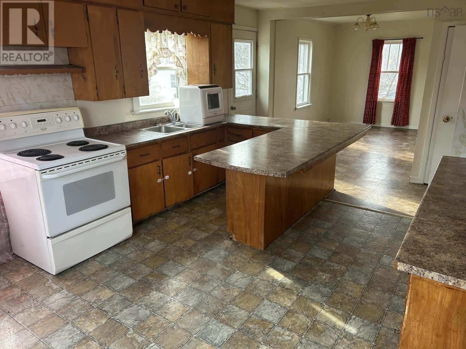 394 PICTOU Road — Bible Hill, Nova Scotia - Photo 4 of 14