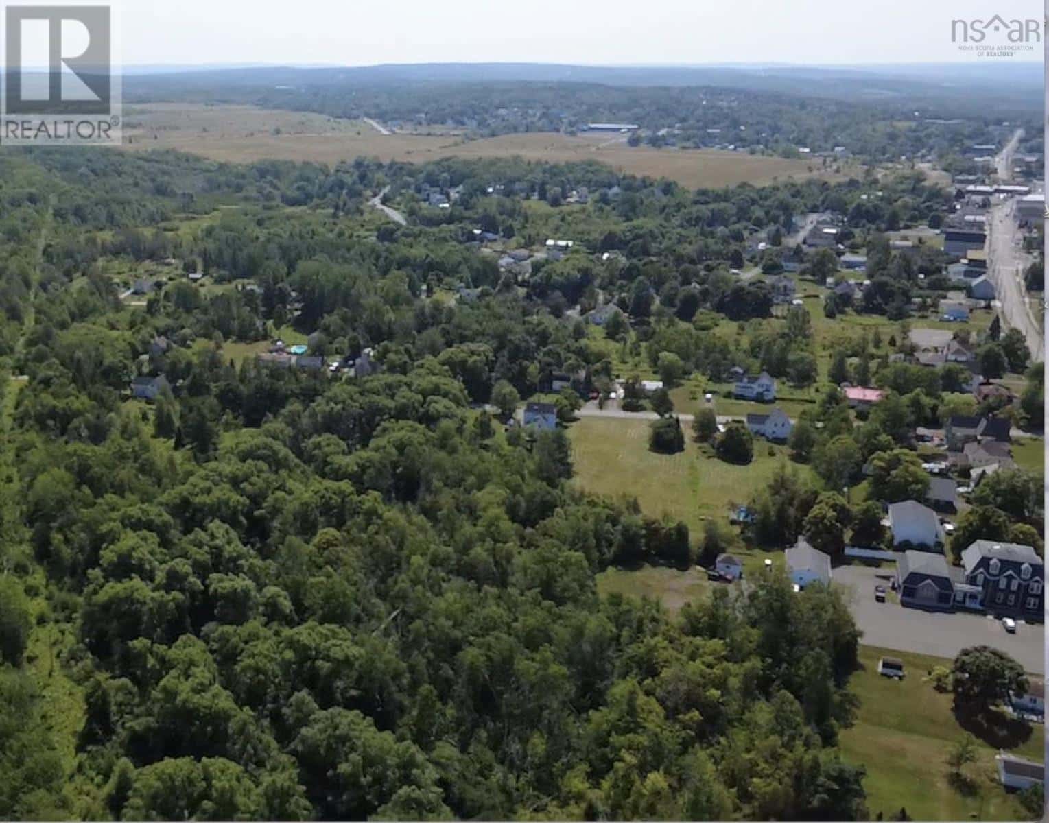 1900 Acadia Avenue — Westville, Nova Scotia - Photo 2 of 22