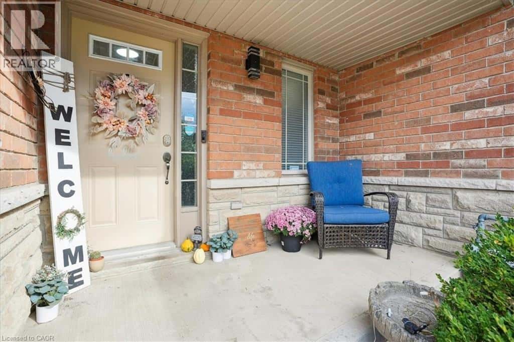 4496 COMFORT Crescent — Lincoln, Ontario - Photo 2 of 32