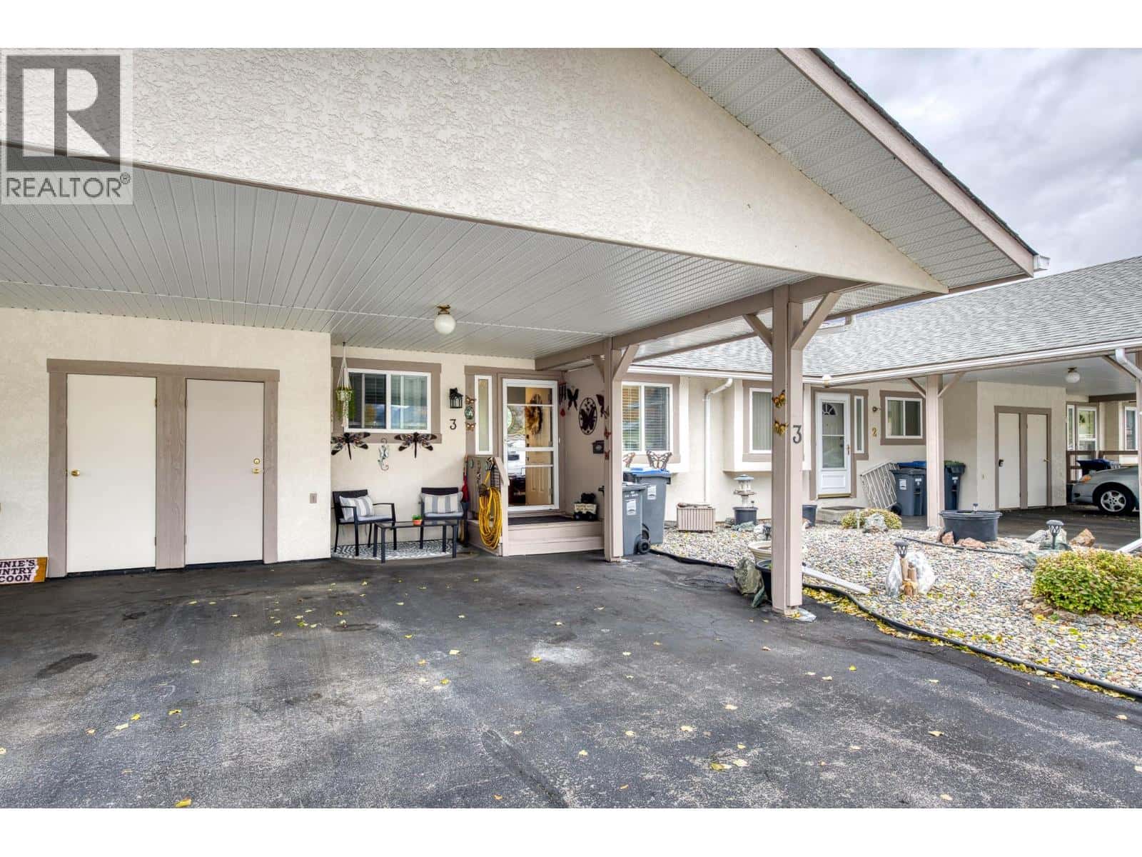 815 11TH Avenue Unit# 3 — Keremeos, British Columbia - Photo 2 of 28