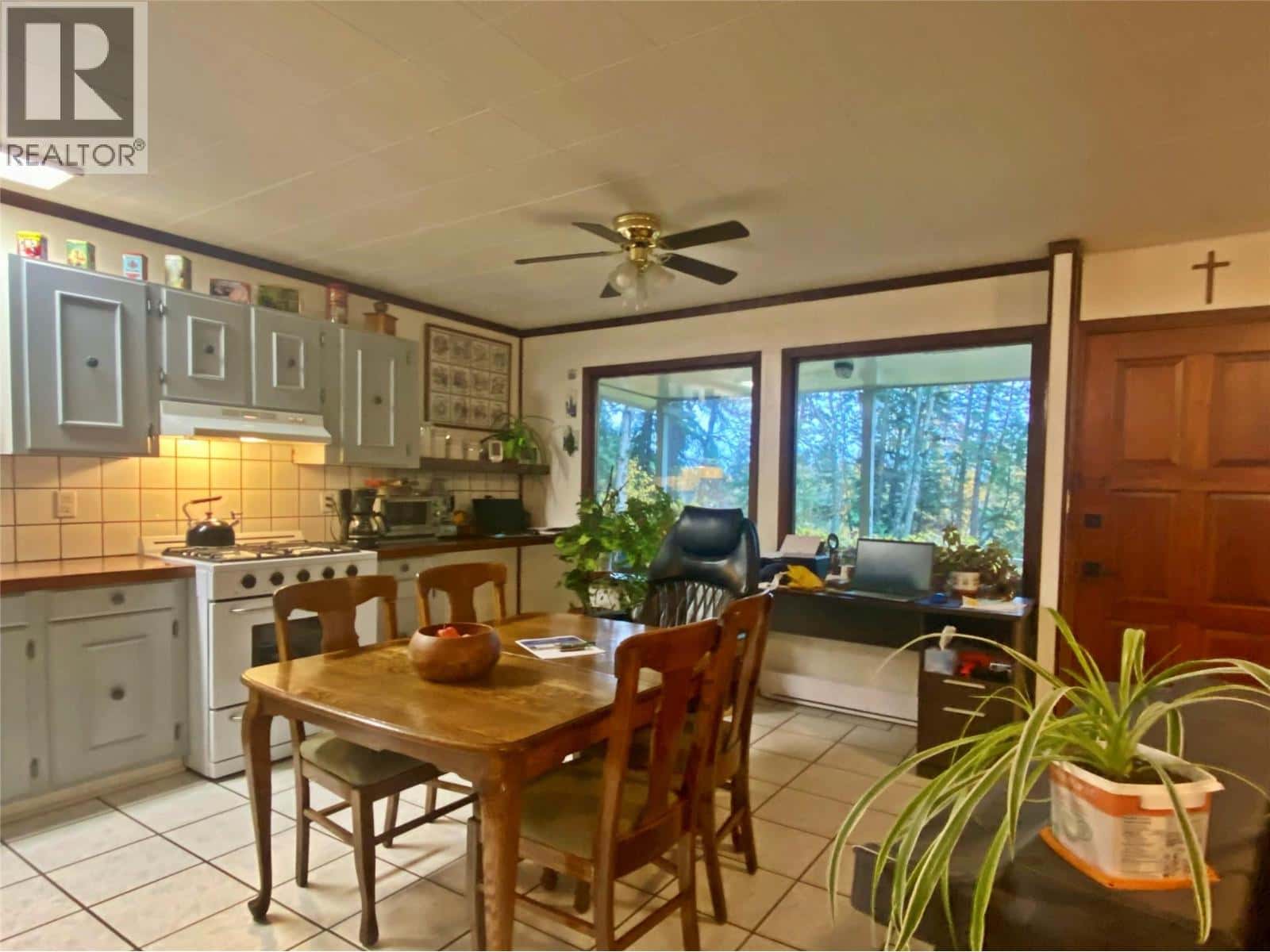 541 24 Highway — Little Fort, British Columbia - Photo 5 of 75