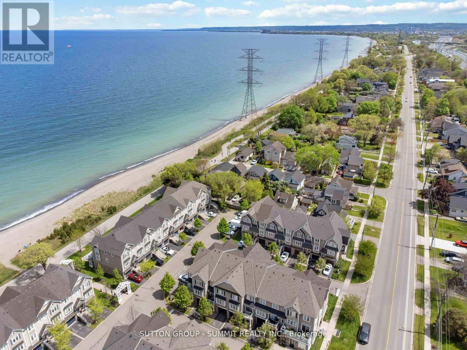 25 - 337 BEACH BOULEVARD — Hamilton (Hamilton Beach), Ontario - Photo 2 of 25