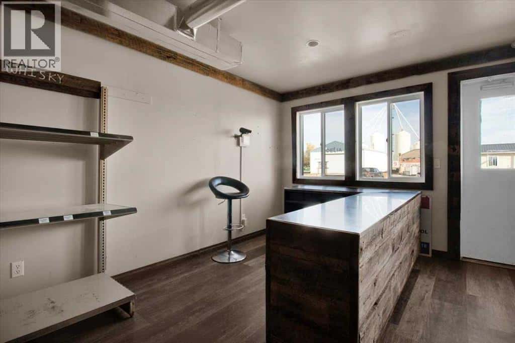 101 Main Street — Delia, Alberta - Photo 4 of 30