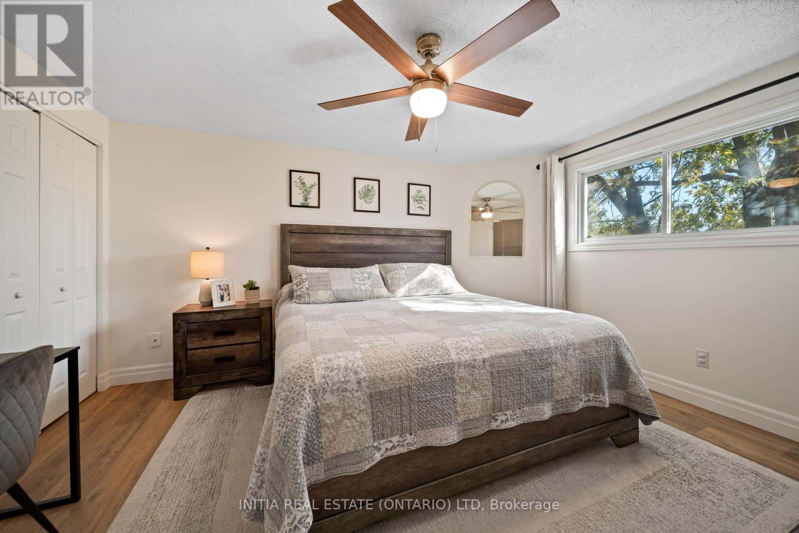 784 HOMEVIEW ROAD — London South (South Q), Ontario - Photo 4 of 48