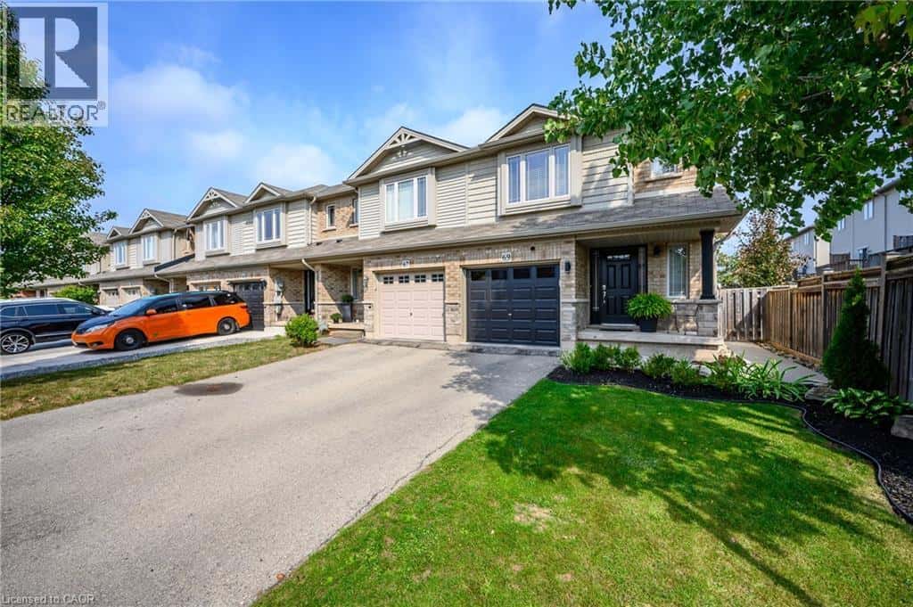 69 ESCARPMENT Drive — Stoney Creek, Ontario - Photo 4 of 45