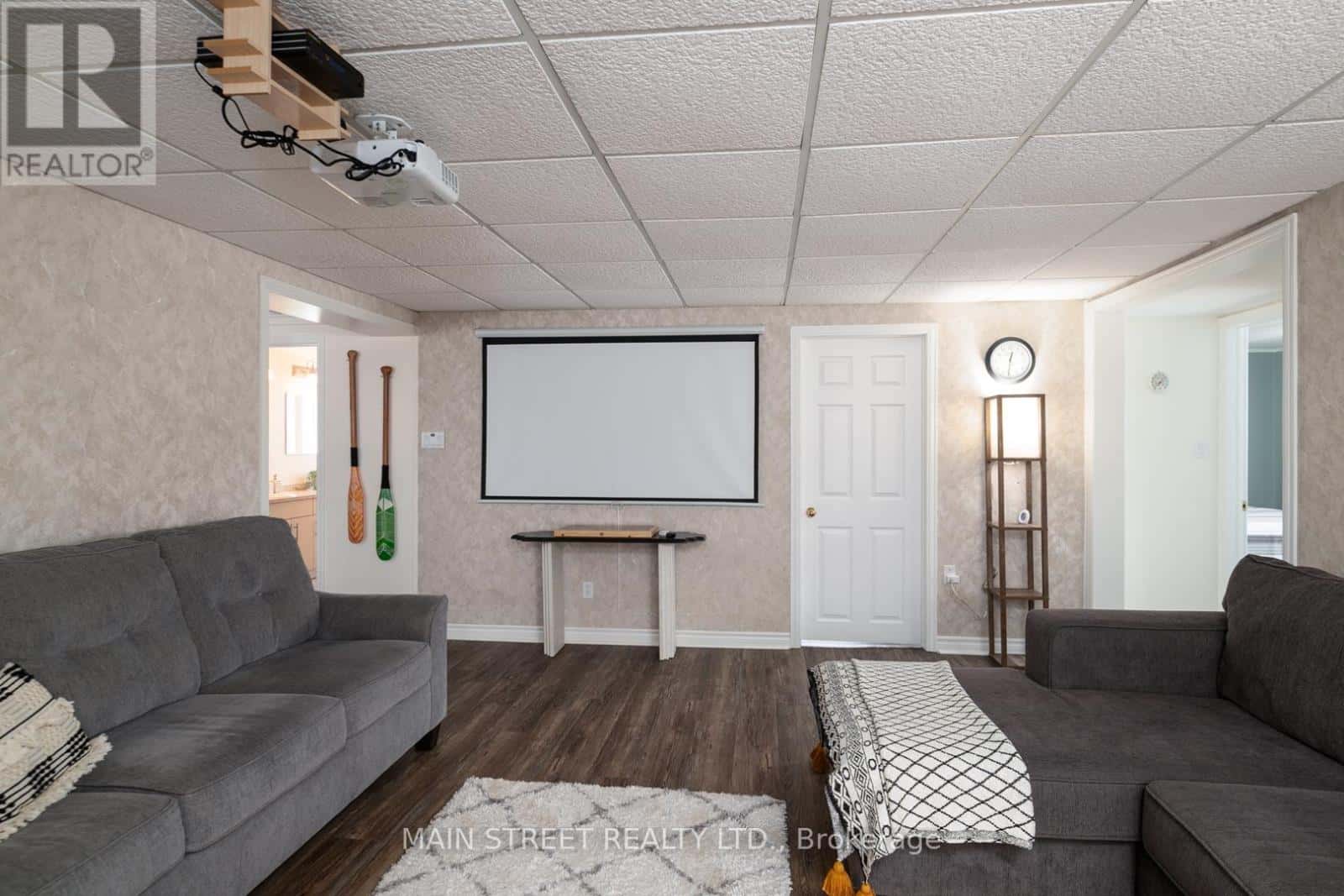 35 PEATS POINT ROAD — Prince Edward County (Ameliasburg Ward), Ontario - Photo 5 of 30