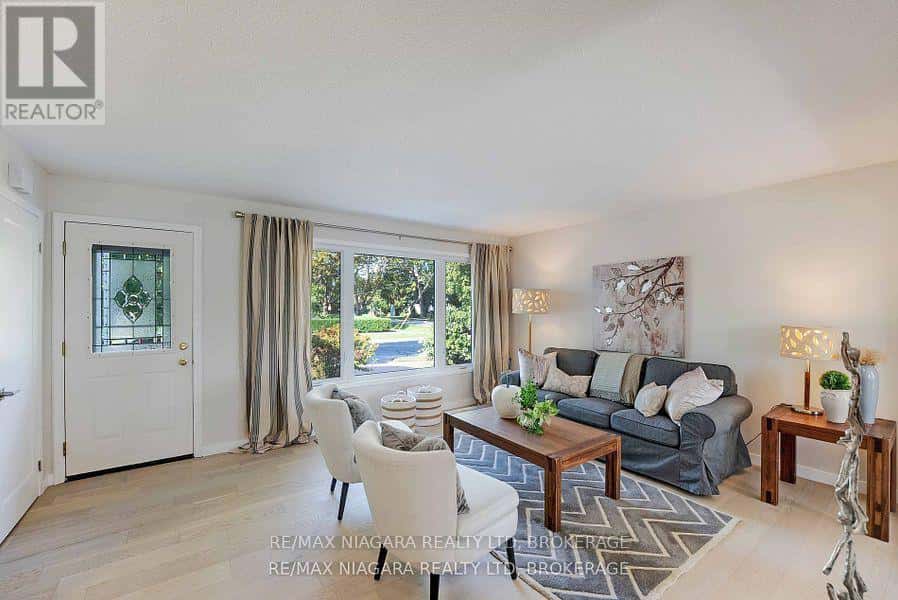 628 BUNTING ROAD — St. Catharines (Bunting/Linwell), Ontario - Photo 2 of 34