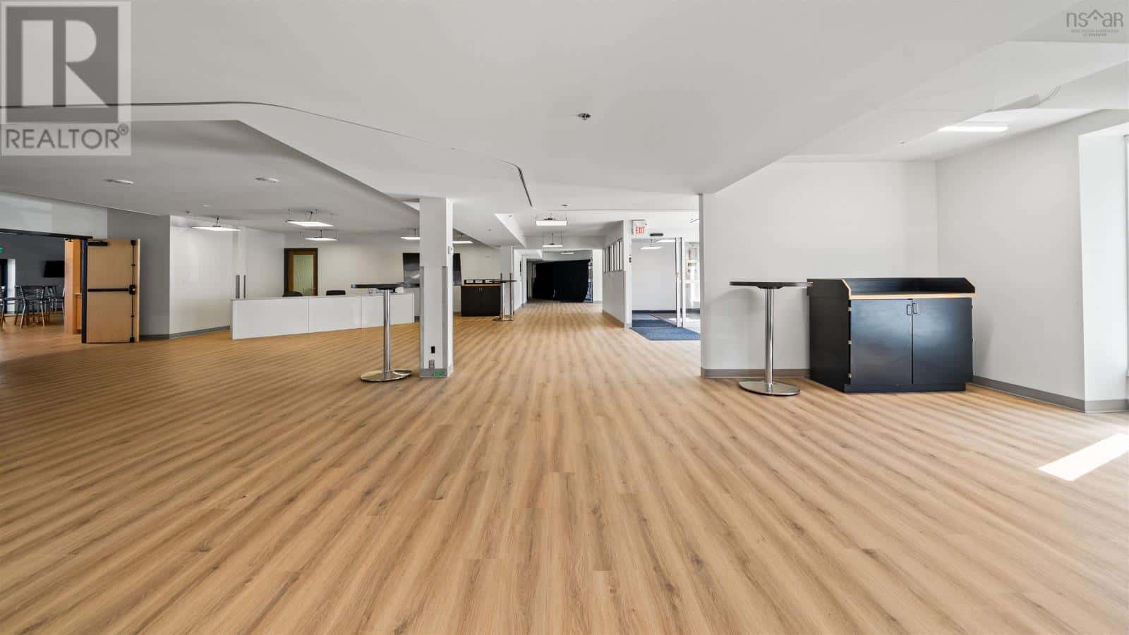 Retail Unit 1 360 Main Street — Wolfville, Nova Scotia - Photo 2 of 21