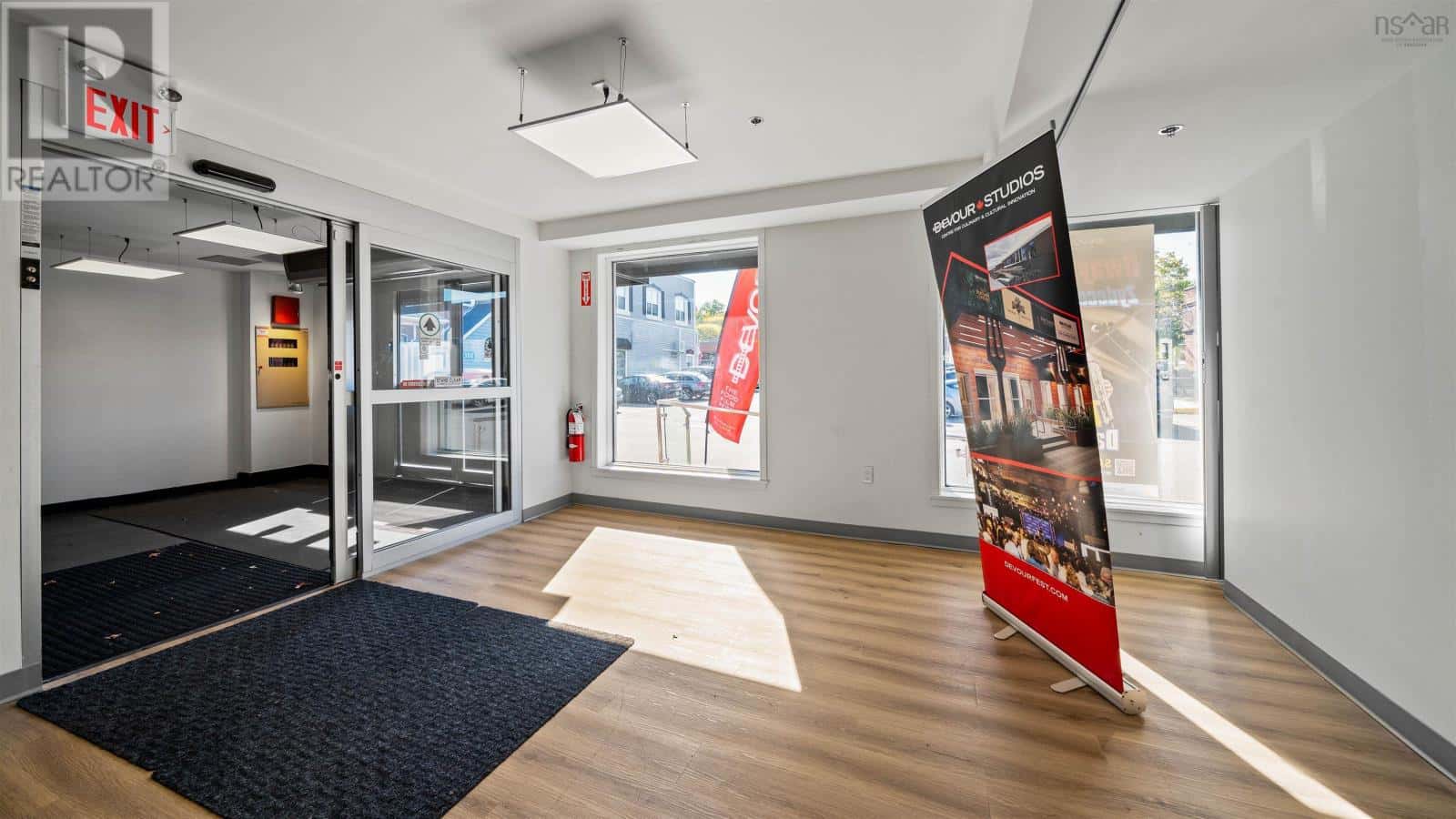 Retail Unit 1 360 Main Street — Wolfville, Nova Scotia - Photo 5 of 21