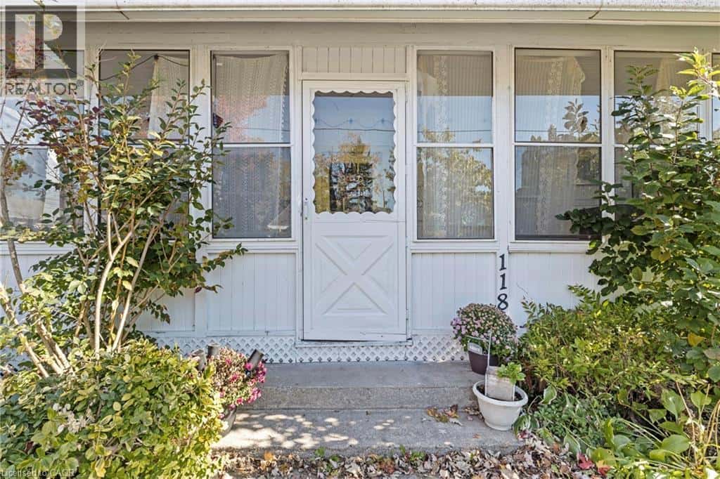 118 LINCOLN Road East