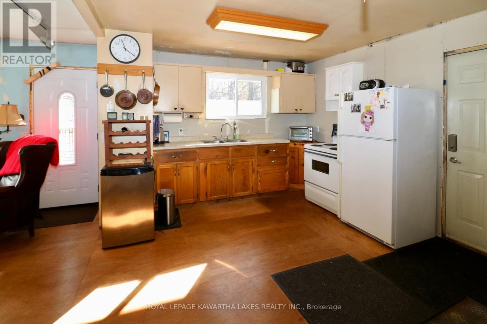 1721 NEWTON STREET — Tay, Ontario - Main photo