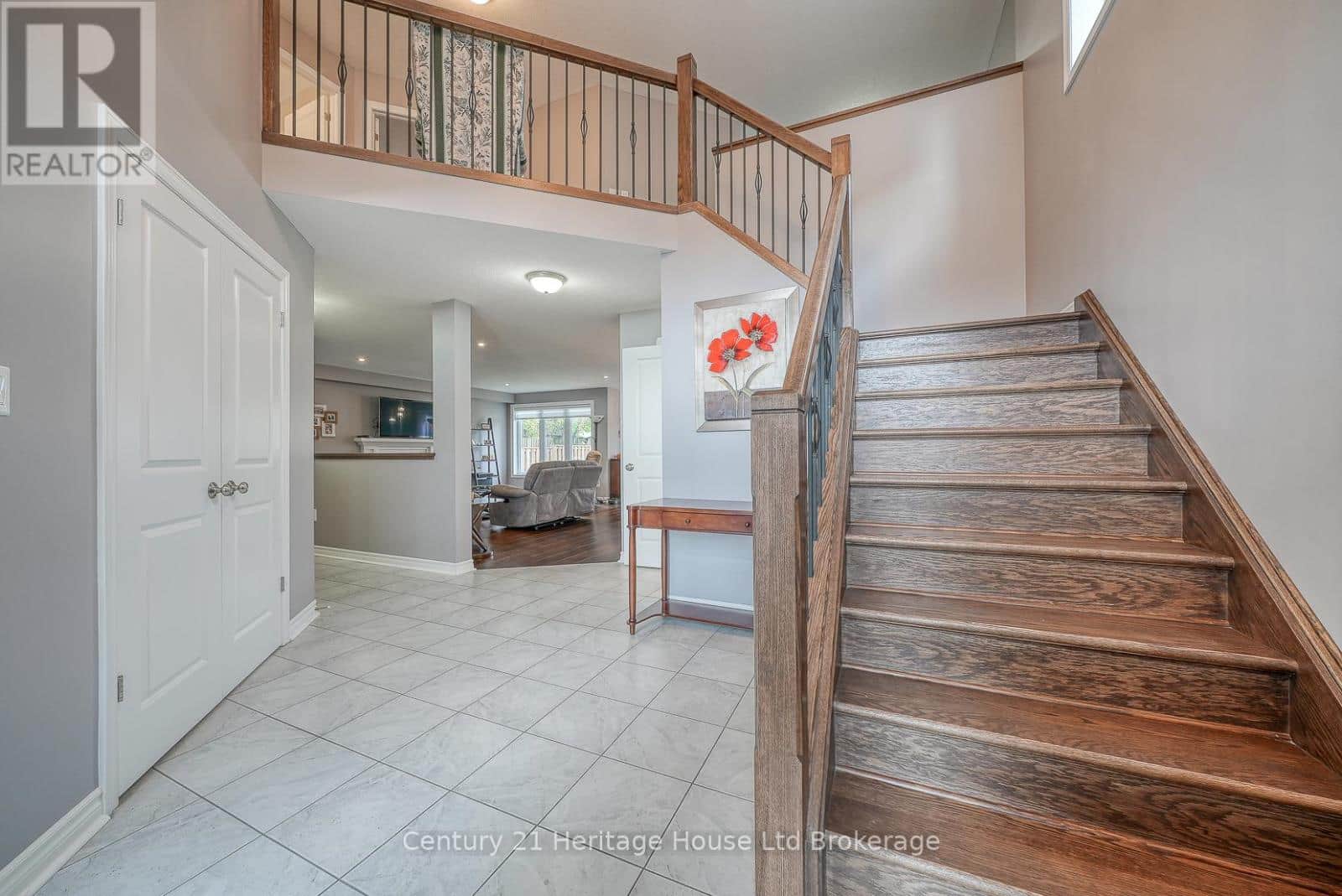 76 PEARL STREET - Photo 4 of 49, Tillsonburg, Ontario