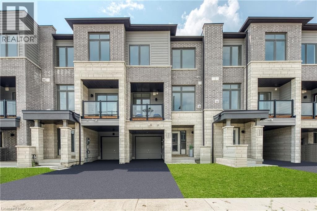 340 CAPELLA Street — Newmarket, Ontario - Main photo