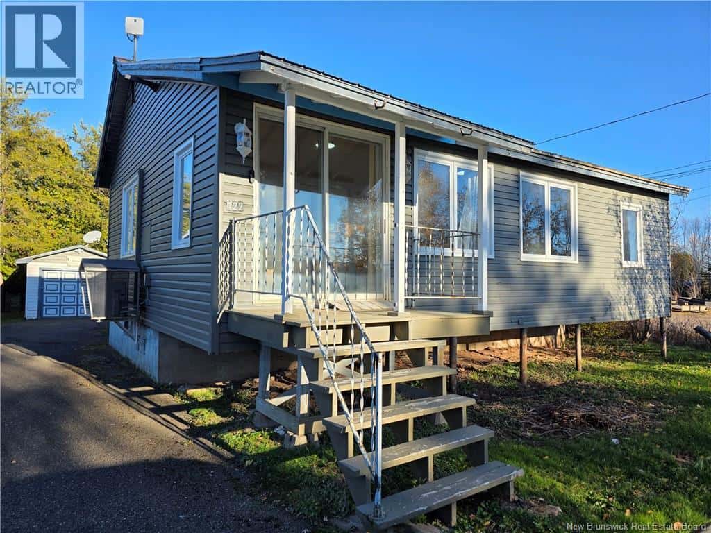 422 Tobique Street — Plaster Rock, New Brunswick - Photo 2 of 31