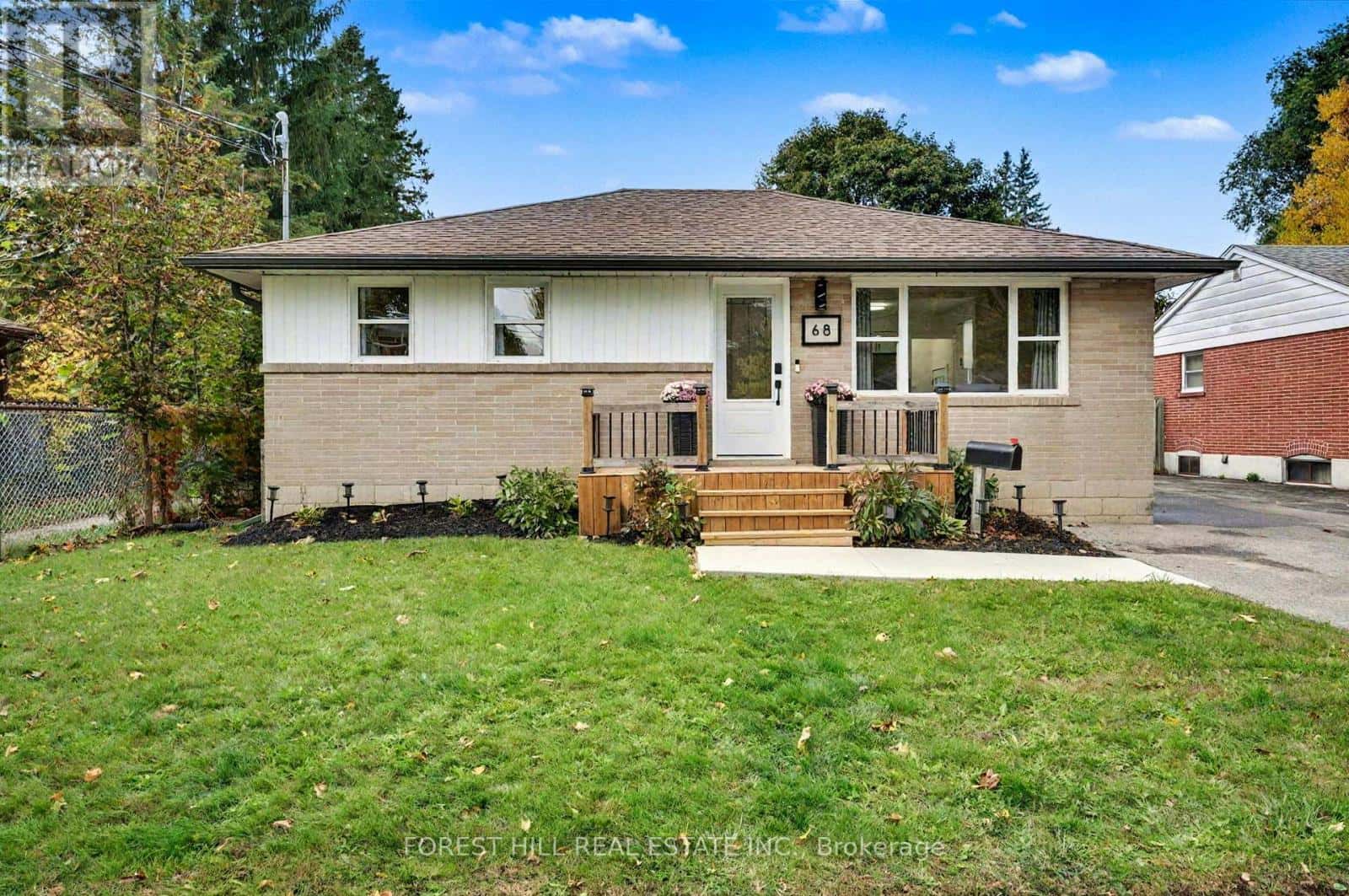 68 CASSINO AVENUE — Guelph (St. George's), Ontario - Photo 3 of 39