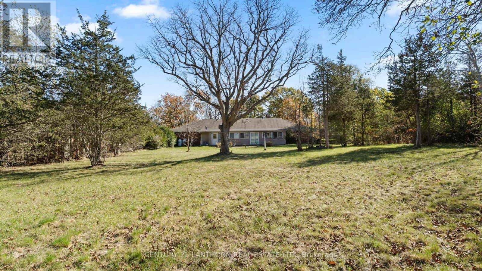 5073 HIGHWAY 62 HIGHWAY S — Prince Edward County (Ameliasburg Ward), Ontario - Photo 2 of 30