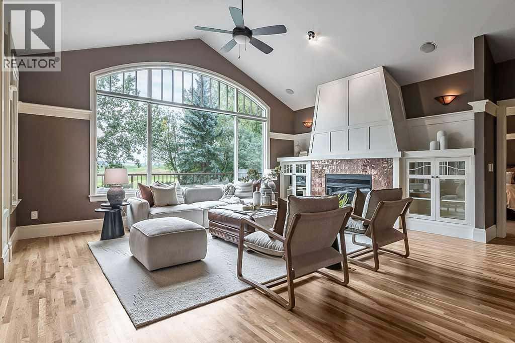 35 Summit Pointe Drive — Heritage Pointe, Alberta - Photo 5 of 47