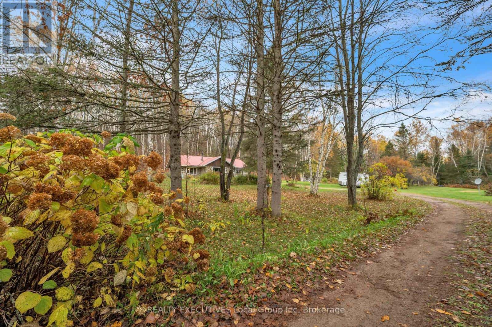 3370 CHISWICK LINE — Chisholm, Ontario - Photo 3 of 43