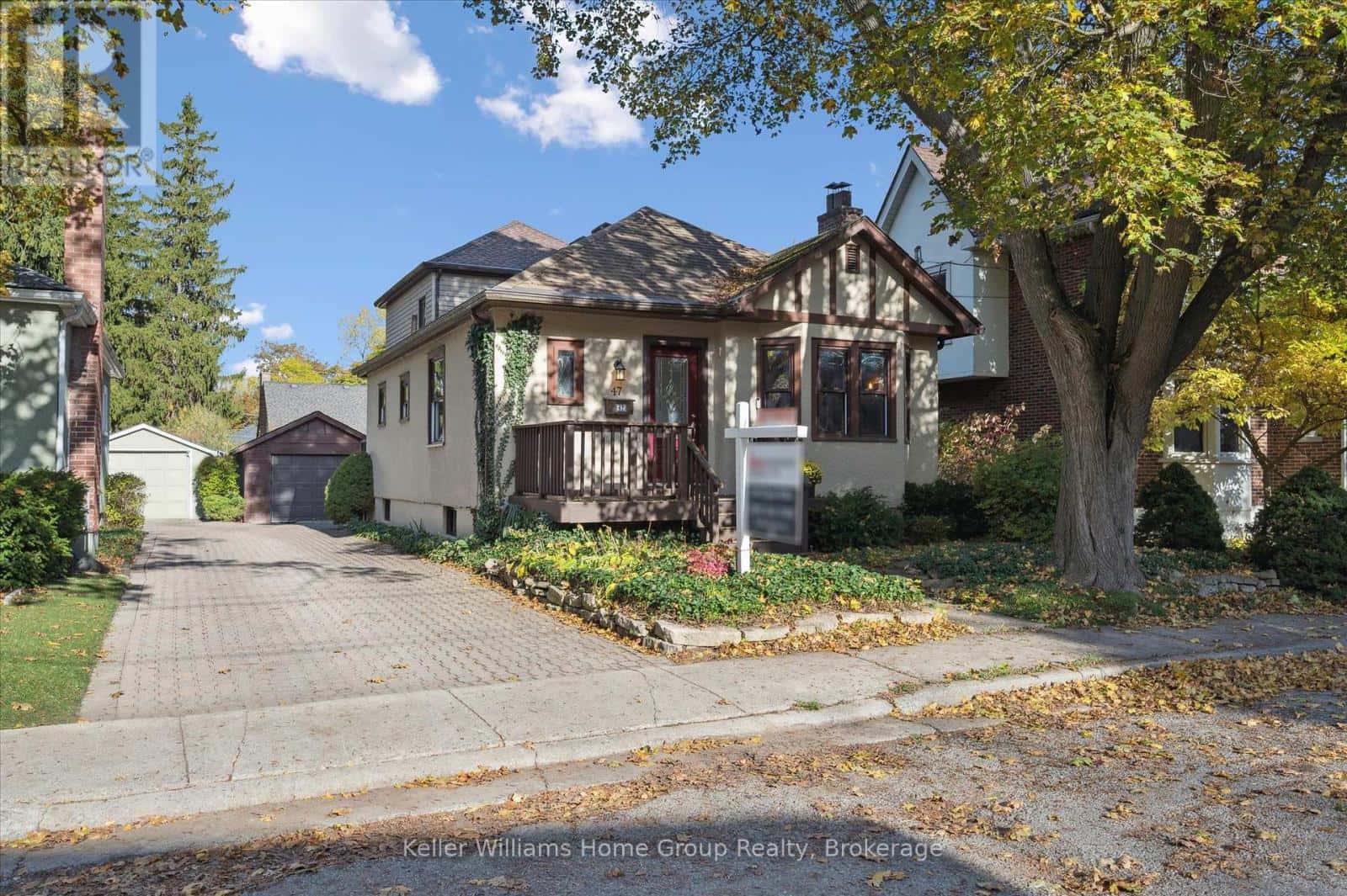 47 HILLCREST DRIVE — Guelph (St. George's), Ontario - Photo 4 of 46