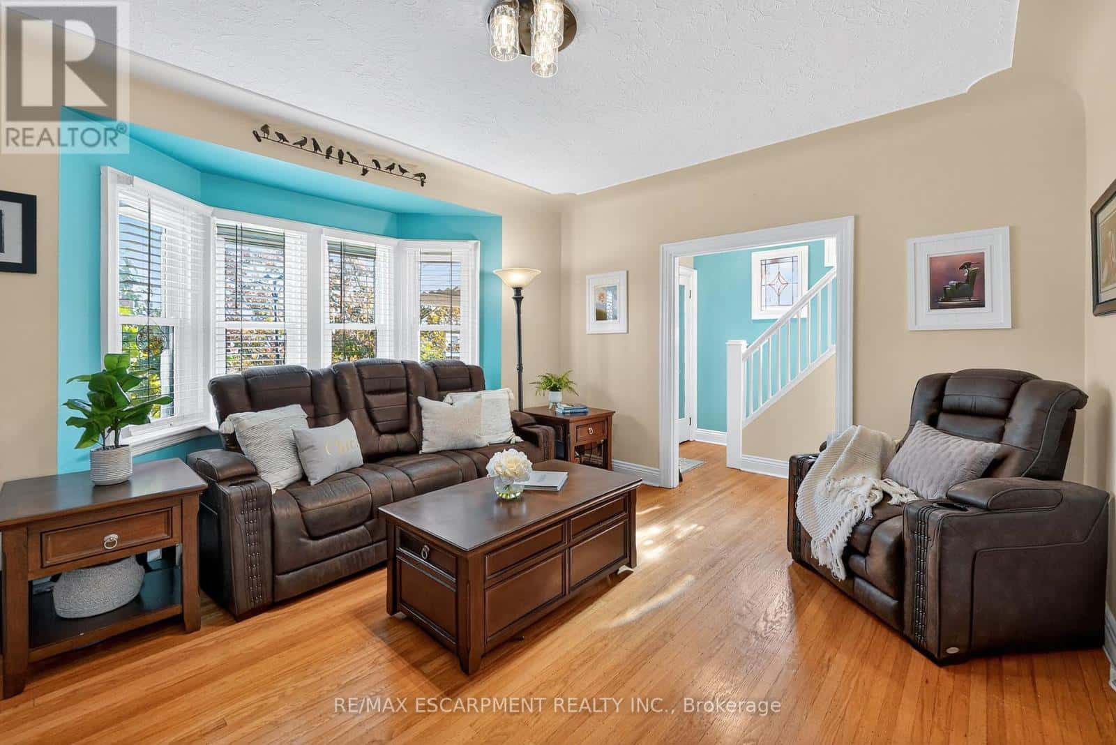 46 WEIR STREET S — Hamilton (Bartonville), Ontario - Photo 4 of 30