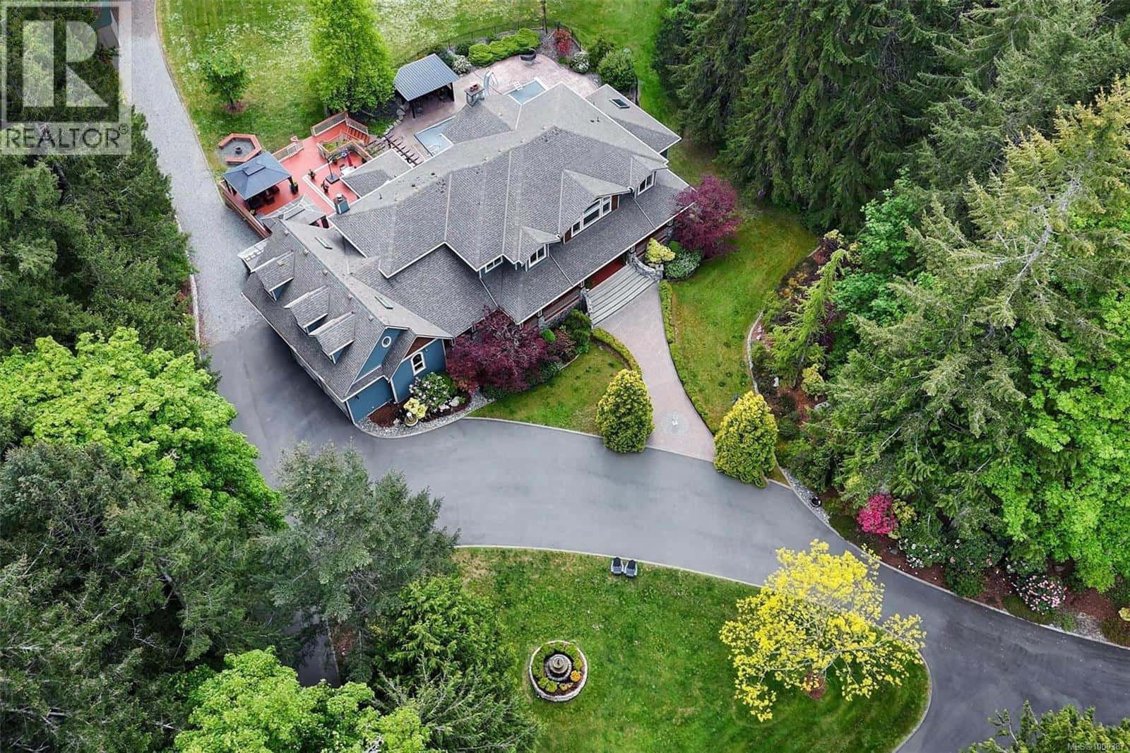 3250 Cobble Hill Rd — Cobble Hill, British Columbia - Photo 5 of 96