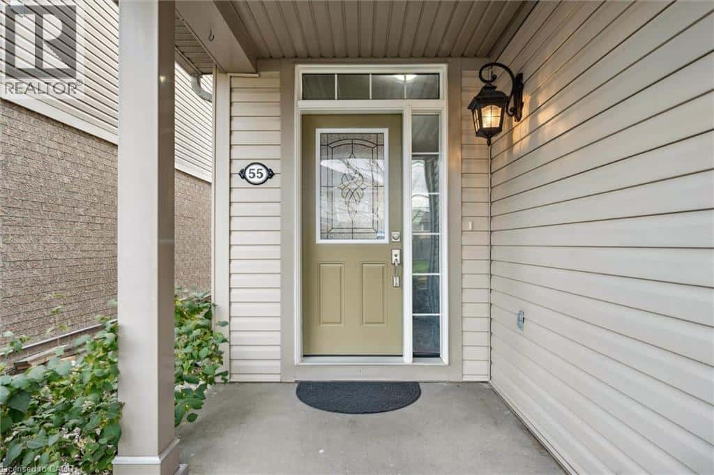 55 WAKEFIELD Street — Breslau, Ontario - Photo 4 of 49