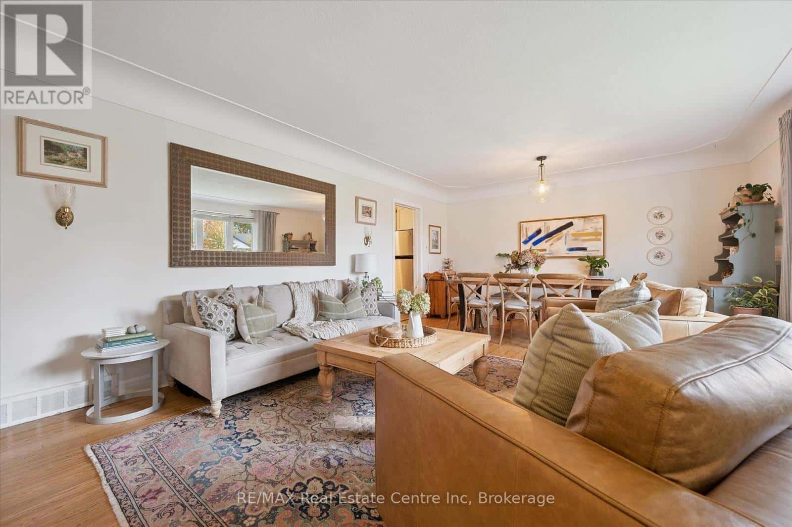 19 CADILLAC DRIVE — Guelph (St. George's), Ontario - Photo 4 of 21