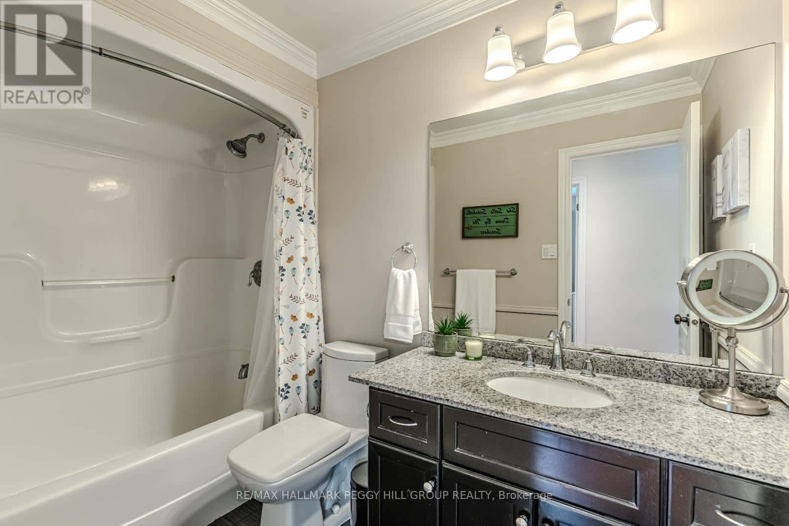 95 CROMPTON DRIVE — Barrie (Little Lake), Ontario - Photo 3 of 22