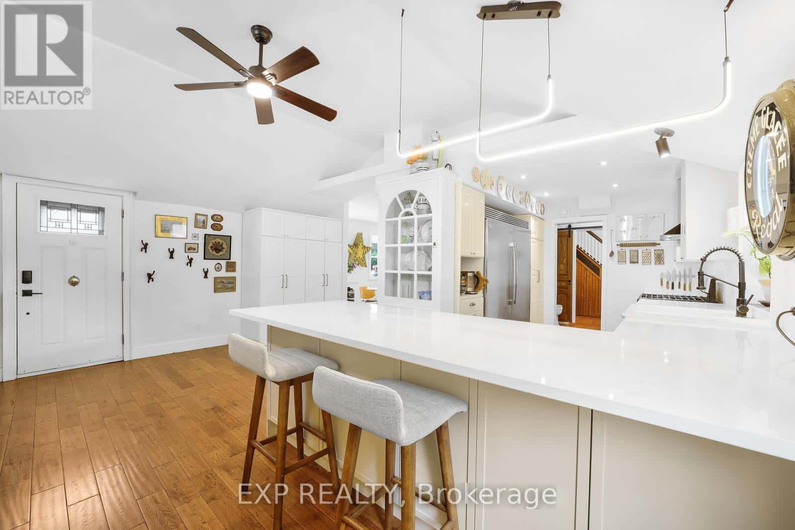 20 ELGIN STREET S — Halton Hills (AC Acton), Ontario - Photo 4 of 47