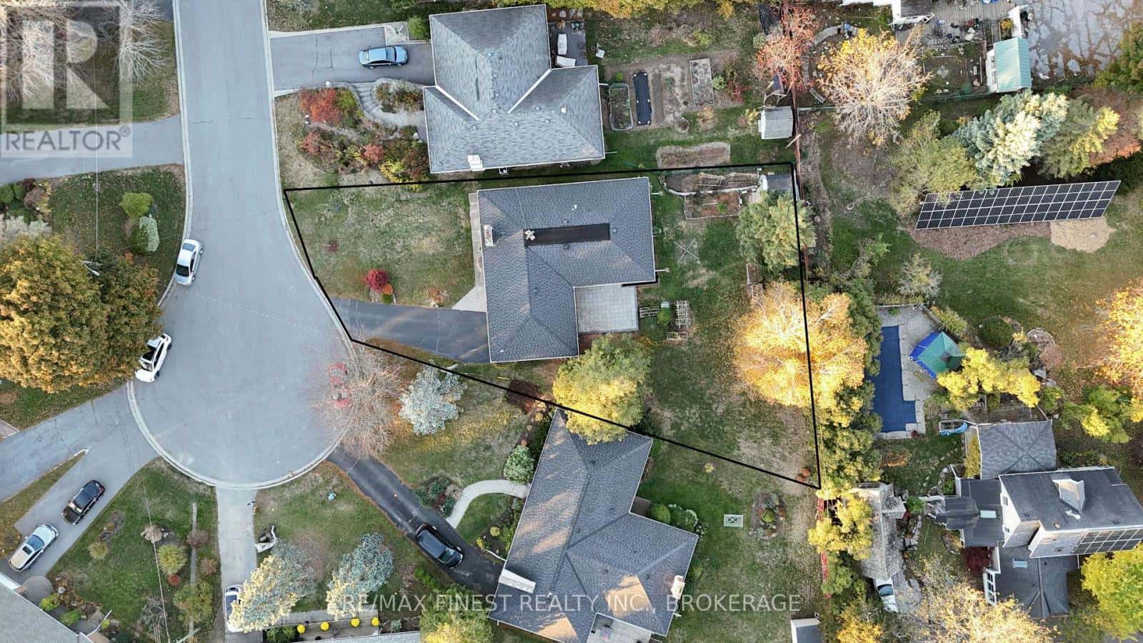 31 FLORENCE STREET — Kingston (West of Sir John A. Blvd), Ontario - Photo 5 of 37