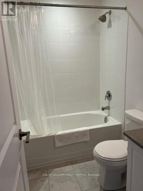 107 - 295 CUNDLES ROAD E — Barrie (Alliance), Ontario - Main photo