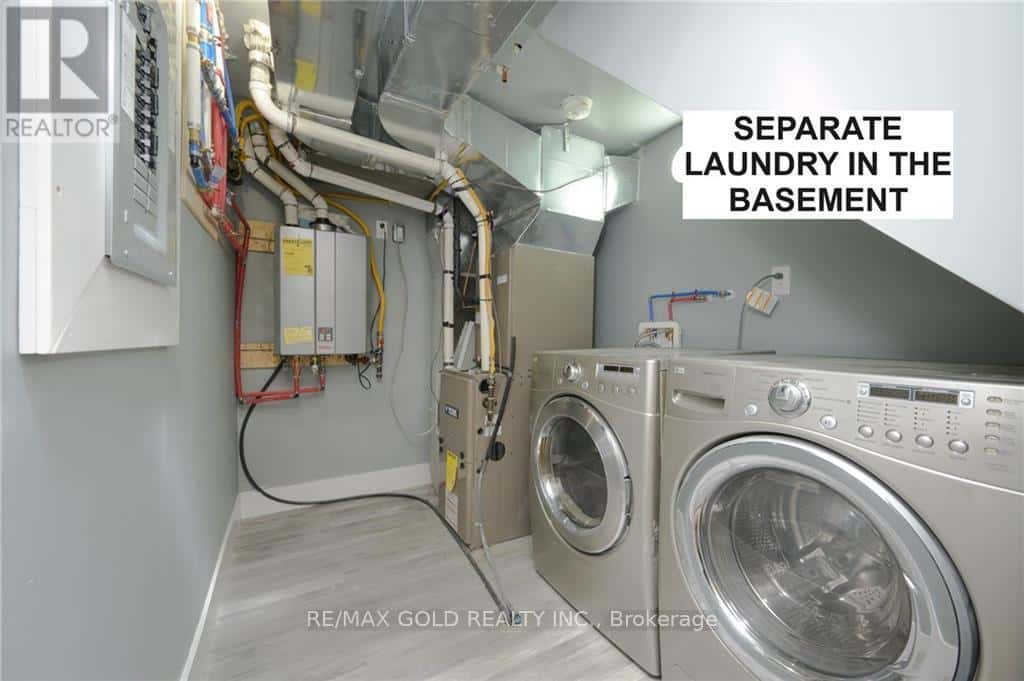 BSMT - 54 MOXLEY DRIVE — Hamilton (Lisgar), Ontario - Photo 4 of 17